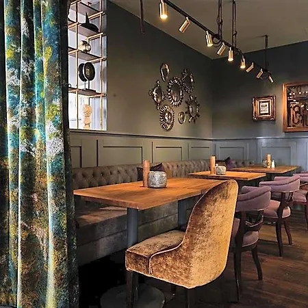 Boutique Spedition A Member Of Design 3* Тун
